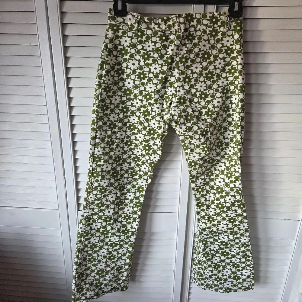 Motel Denim handmade cotton stretchy wide leg green and white flower pants - Picture 6 of 11